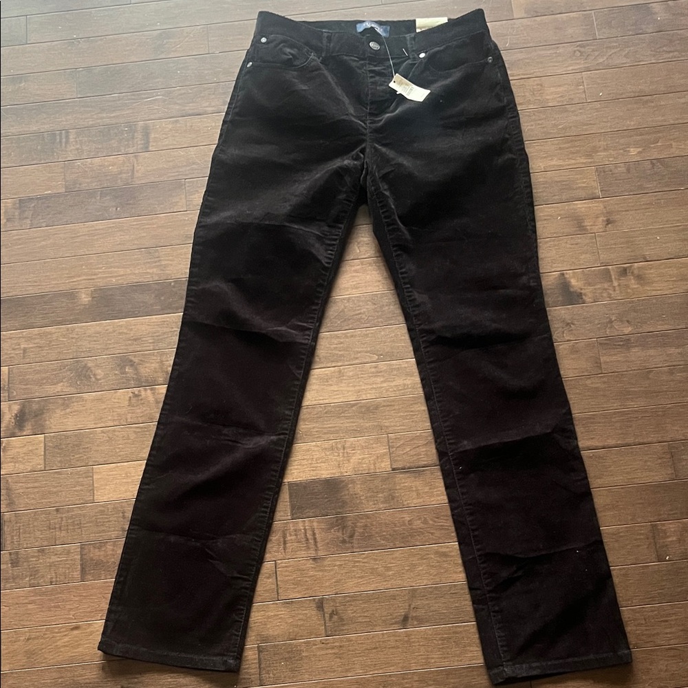 Women’s Black Corduroy Pants from Tabolts heritage fit size 6